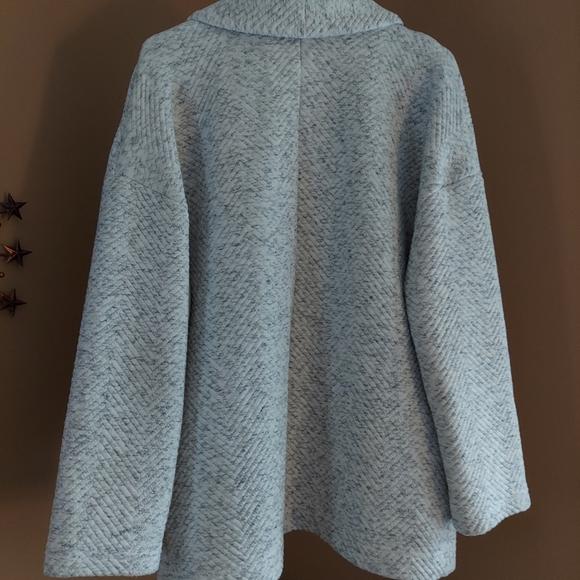 Fabletics quilted cardigan - Picture 3 of 6